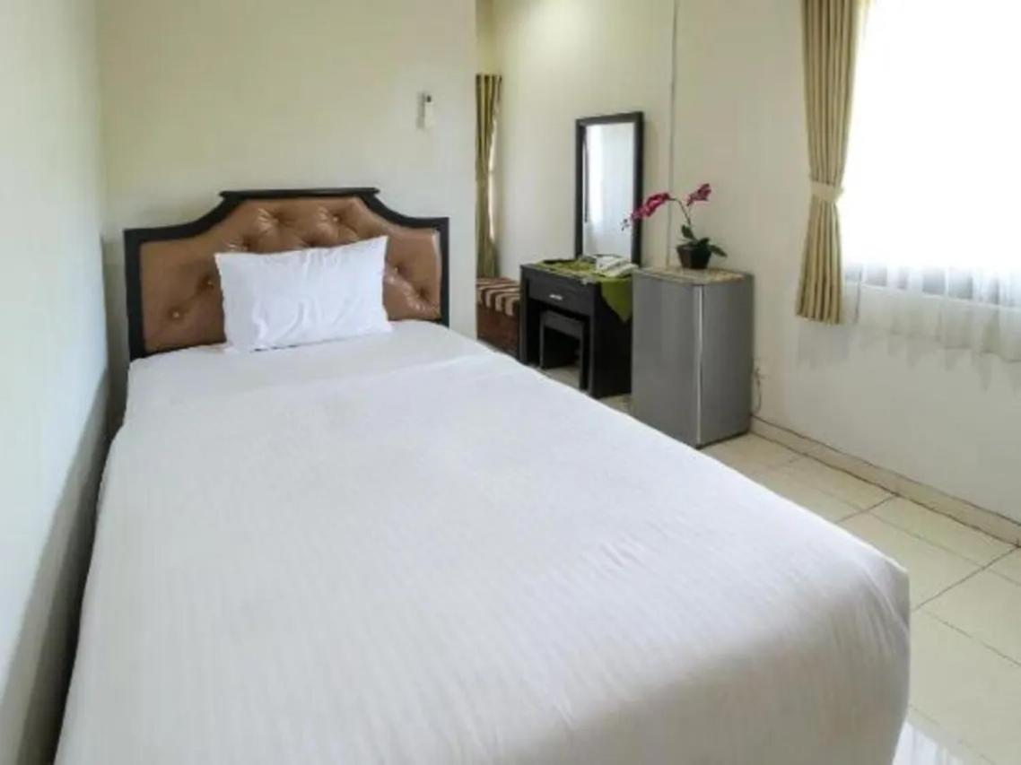 Tuban Torres Accommodation Кута Екстер'єр фото